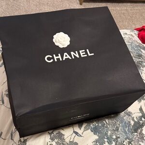 Chanel shopping bag